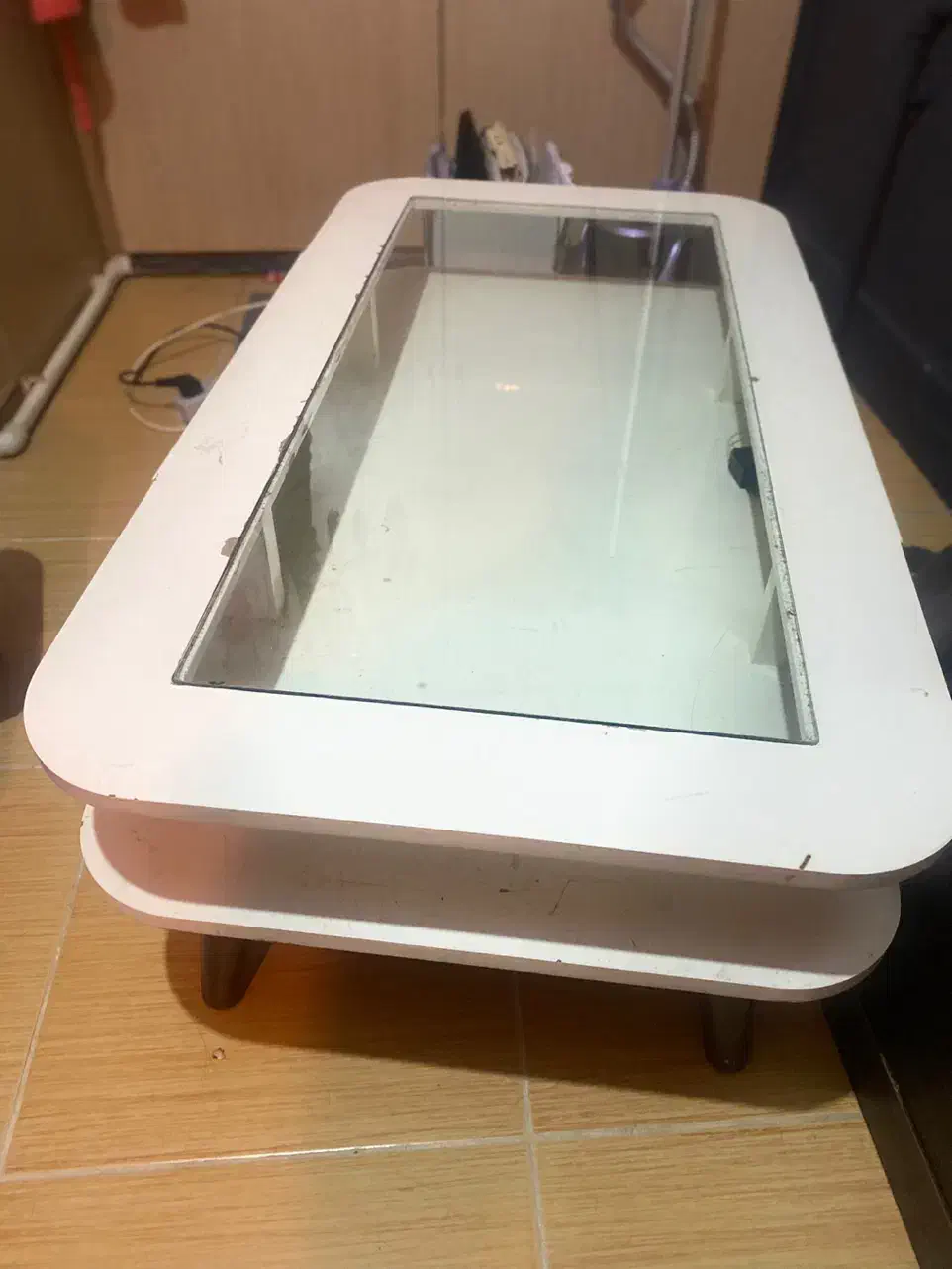 میز عسلی|مبلمان خانگی و میز عسلی|رشت, امین الضرب|دیوار