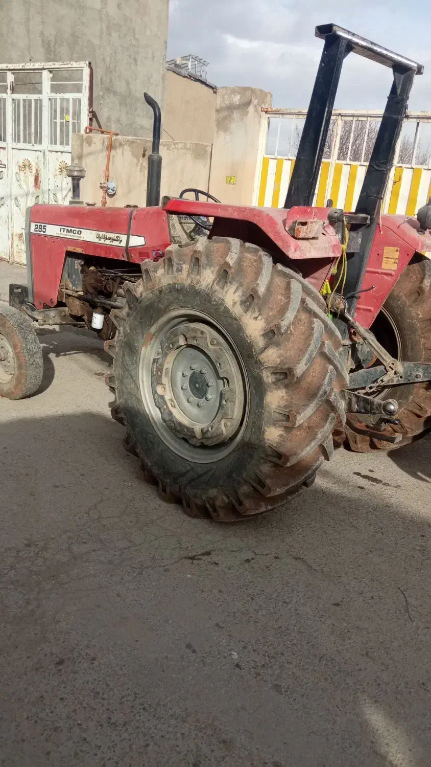 تراکتور عروسک 285|خودرو سنگین|بروجرد, |دیوار