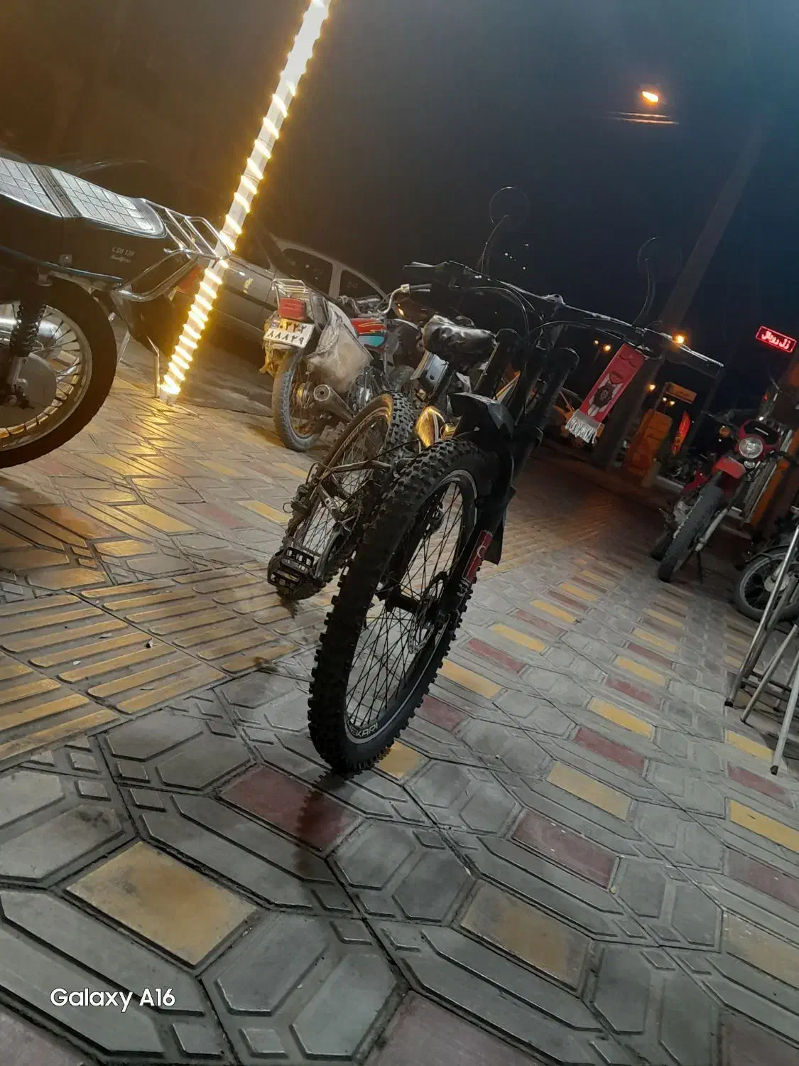 دوچرخه 24کمک دار|دوچرخه، اسکیت، اسکوتر|گرمسار, |دیوار