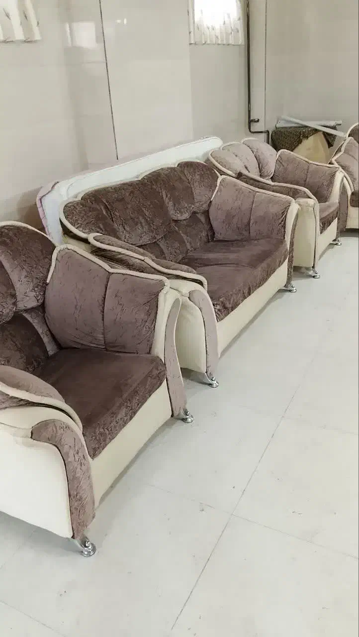 مبل راحتی ۷ نفره|مبلمان خانگی و میز عسلی|خوی, |دیوار