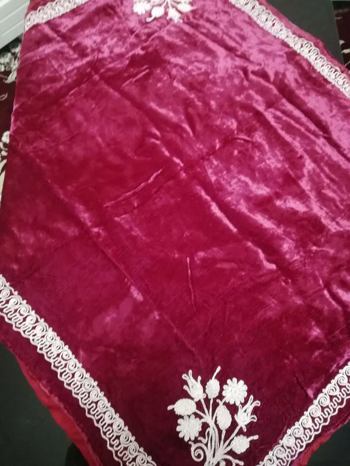 3 عدد سفره مخمل ترمه دوزی قدیمی|پرده، رانر، رومیزی|شیراز, نصر|دیوار