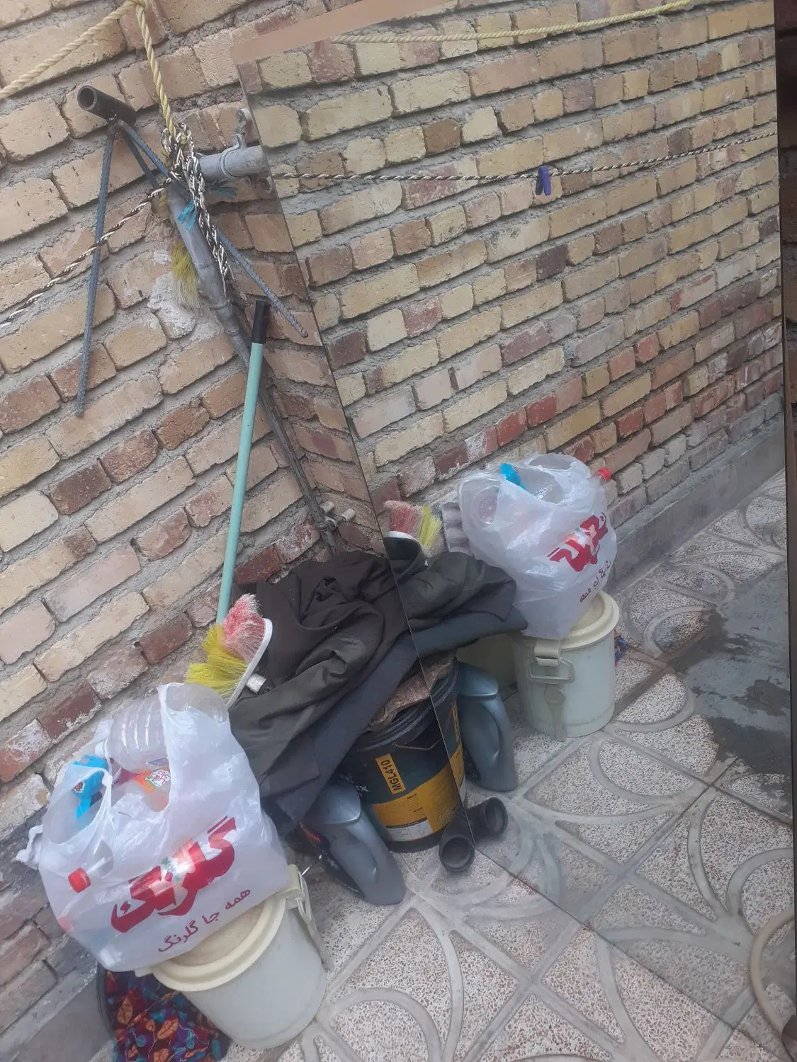 آینه|آینه|ارومیه, |دیوار