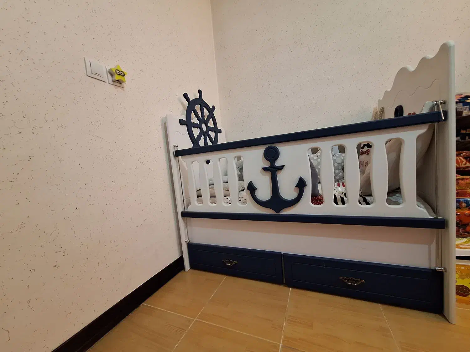 سرویس خواب نوزاد|اسباب و اثاث بچه|فولادشهر, C3|دیوار