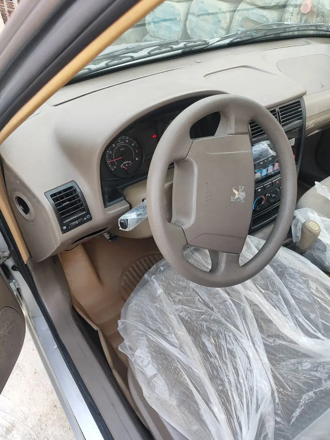 سلام پژو 405 بی رنگ|خودرو سواری و وانت|سراوان, |دیوار