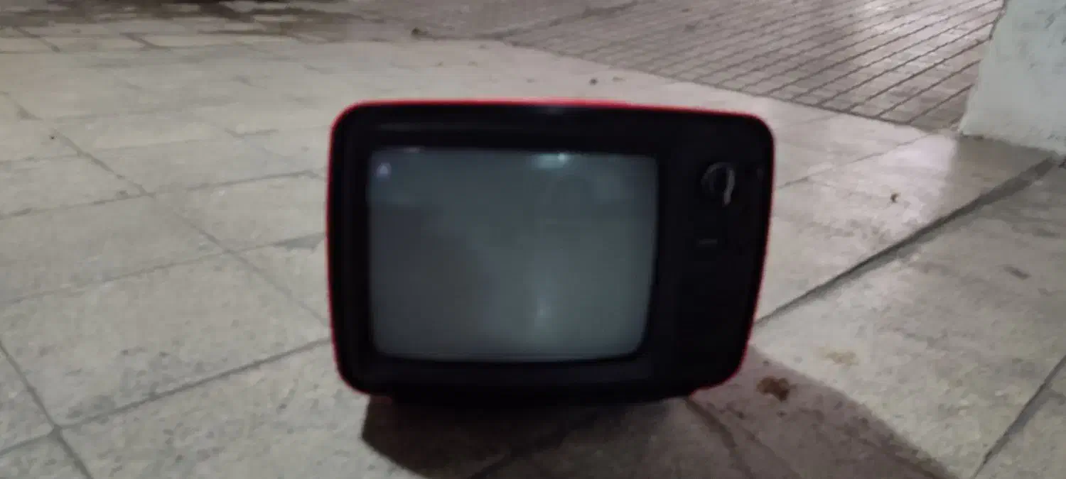 تلویزیون سیاه سفید|تلویزیون و پروژکتور|تهران, شهرک ولیعصر جنوبی|دیوار