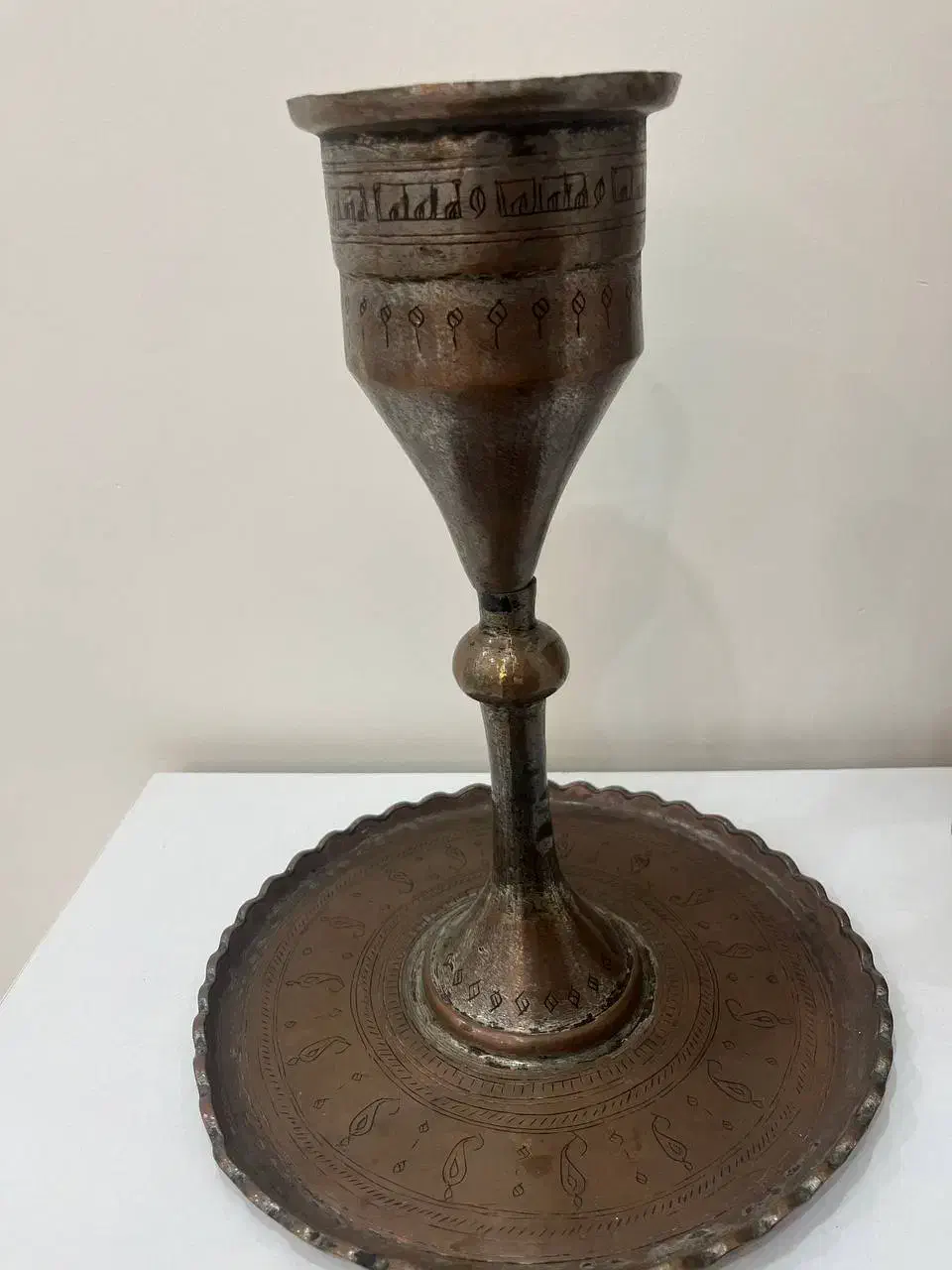 جام قدیمی و سماور روسی|کلکسیون اشیاء عتیقه|رشت, گلسار|دیوار
