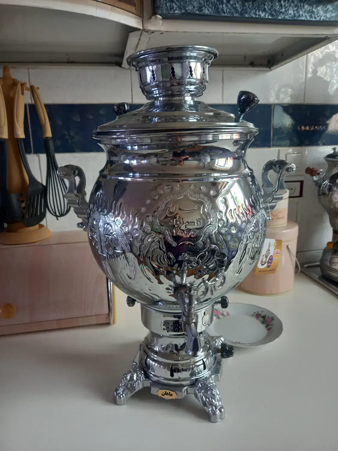 سماور ۱۵ لیتری ماهان بعلت بزرگ بودن|سماور، چایساز، قهوهساز|خوی, |دیوار