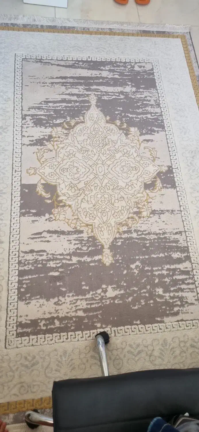 چهار عدد فرش با قیمت استثنایی فروش فوری|فرش|تبریز, |دیوار