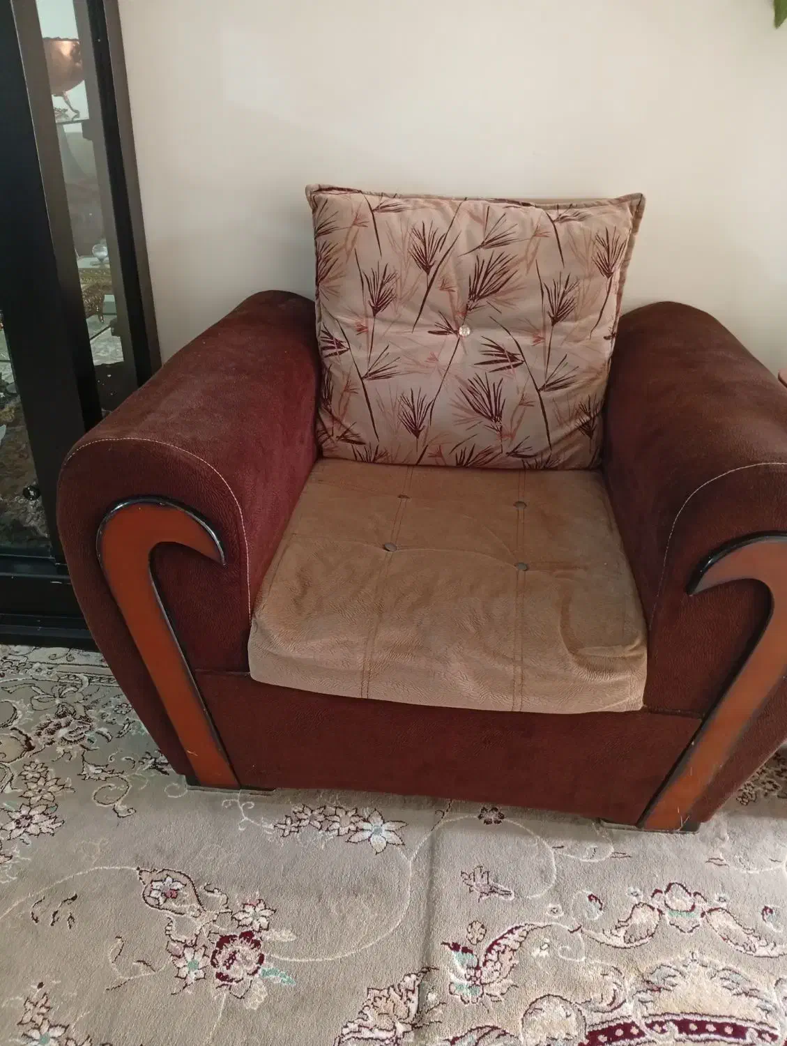 مبل پنج نفره با جلو مبلی و عسلی|مبلمان خانگی و میز عسلی|ملایر, |دیوار