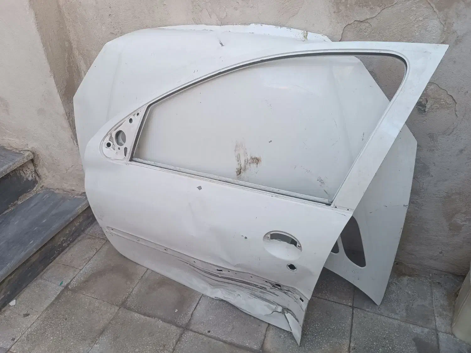 درب و کاپوت فابریک ۲۰۶|قطعات یدکی و لوازم جانبی|قم, نیروگاه|دیوار