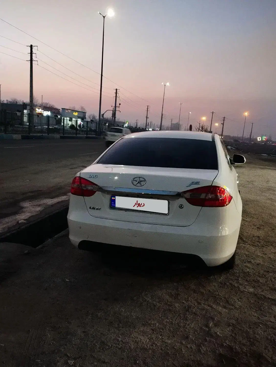 جک j5 اتومات ۱۸۰۰ درحد|خودرو سواری و وانت|تبریز, |دیوار