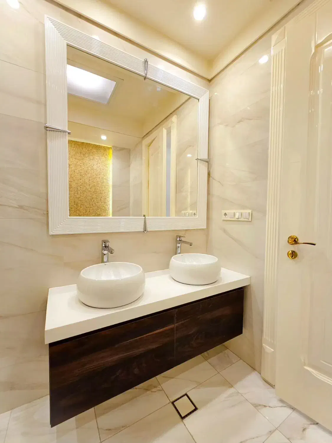 زعـفـرانـیــه ( شخصی ساز ) 230 متر