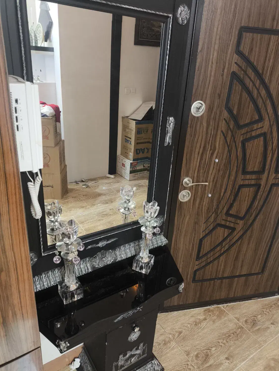 آینه شمعدان|آینه|ارومیه, |دیوار