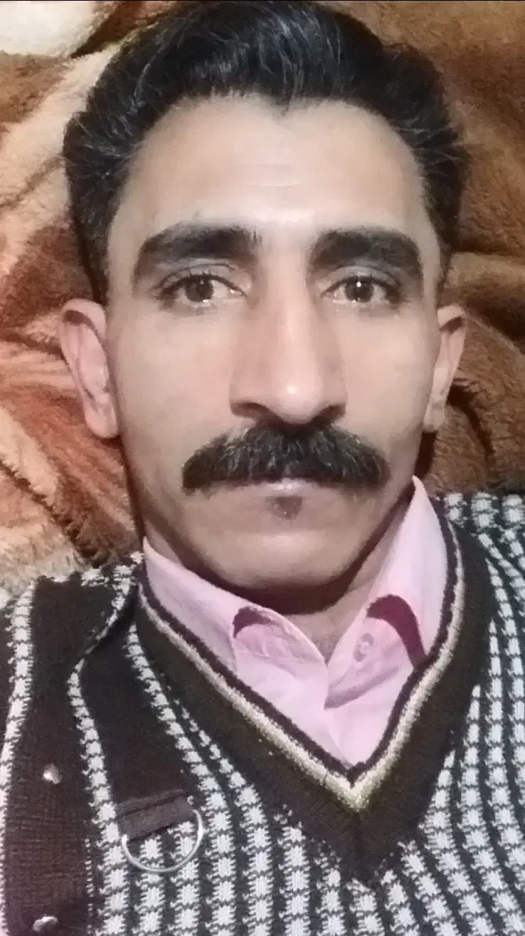 کیف مدارک گم شده به نام ابوالفضل کنیزی دهنه چاه|اشیا|جلگه رخ, |دیوار