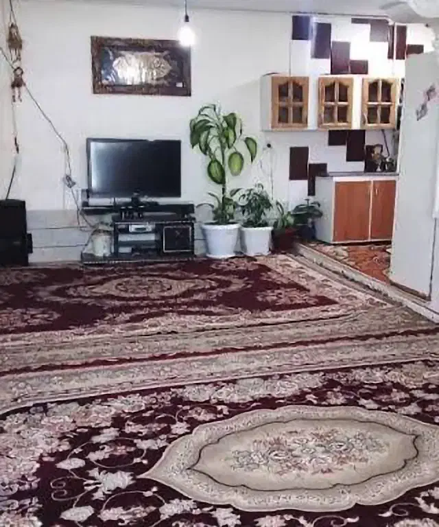 منزل فروشی دو طبقه در مشکات|فروش خانه و ویلا|قم, شهر قائم|دیوار
