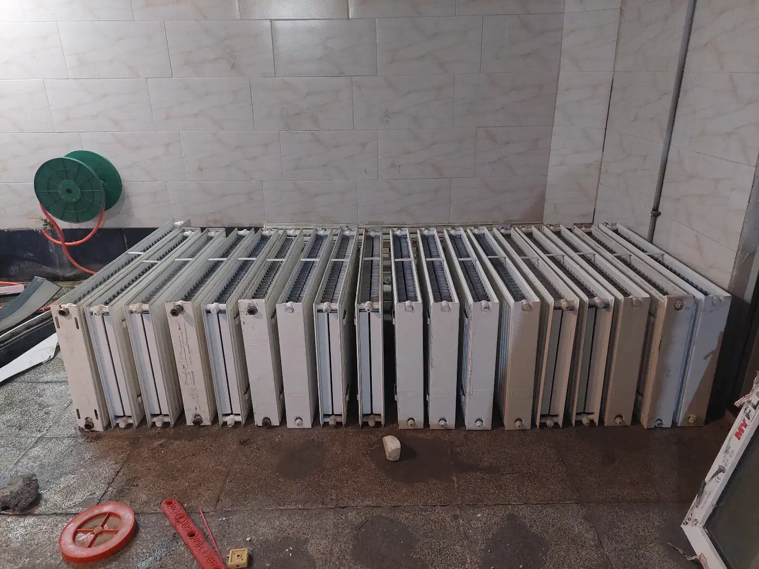 درب پنجره شوفاژ رادیاتور|مصالح و تجهیزات ساختمان|مشکیندشت, |دیوار