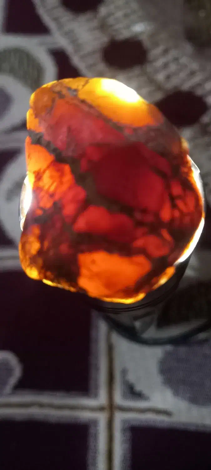 سنگ یاقوت|جواهرات|قائم‌شهر, |دیوار