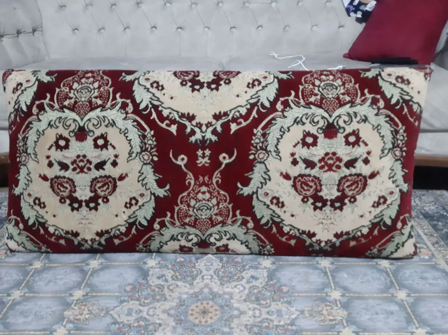 پشتی گل برجسته|پشتی|کرج, حصارک بالا|دیوار