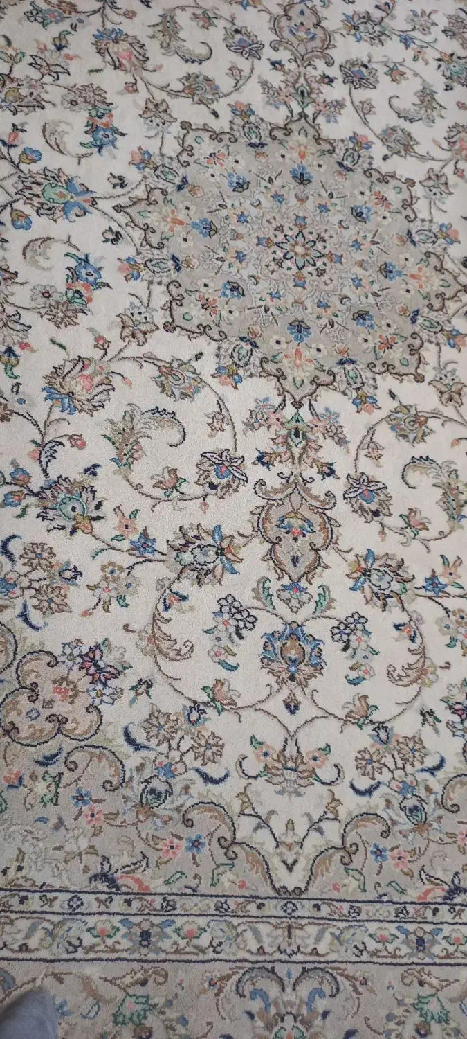 دستبافت یزدی ۹ متری|فرش|شیراز, کفترک|دیوار