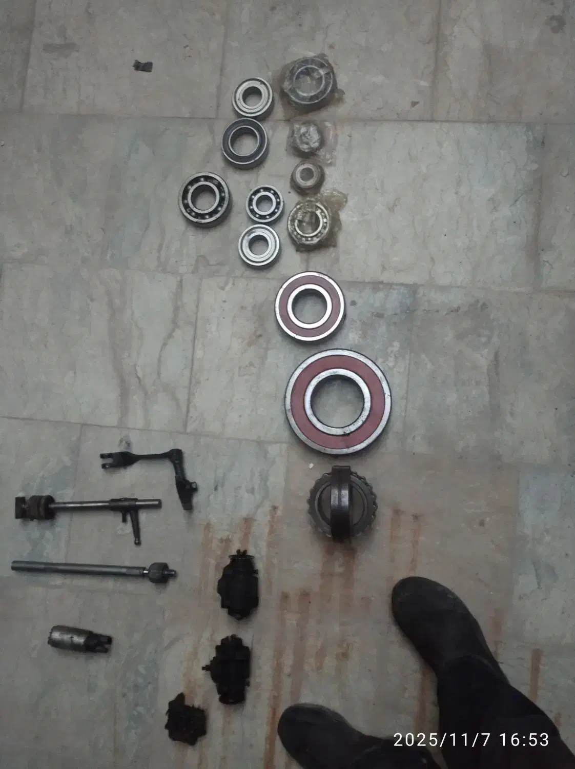 بلبرینگ ۱۲عدد بزرگ تا کوچک نو فقط از کا رتن|ماشین‌آلات صنعتی|گرگان, |دیوار