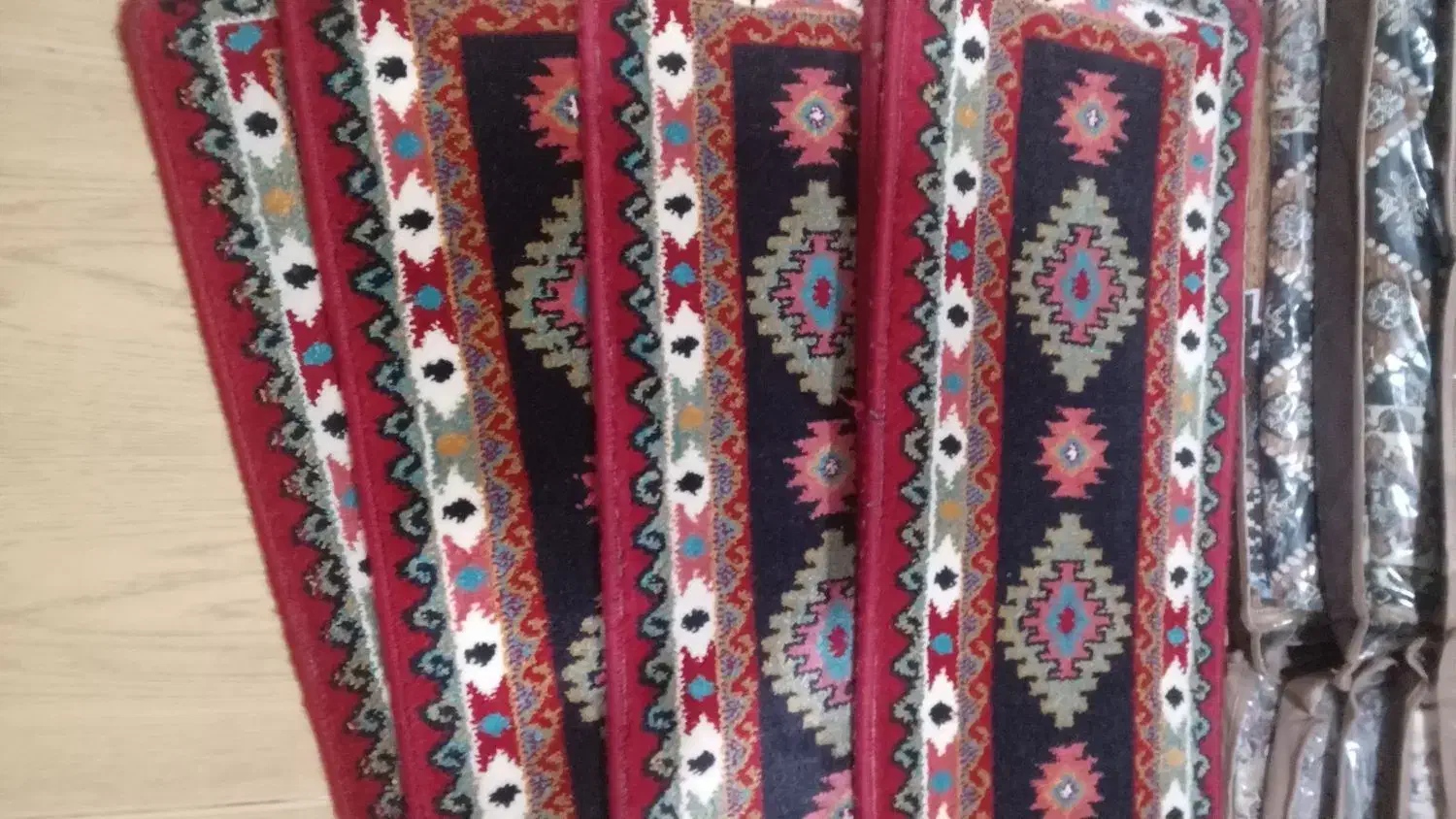 روپله فرش ۱۲عددتازهدومیلیون صدهزارارزان|پادری|ارومیه, |دیوار