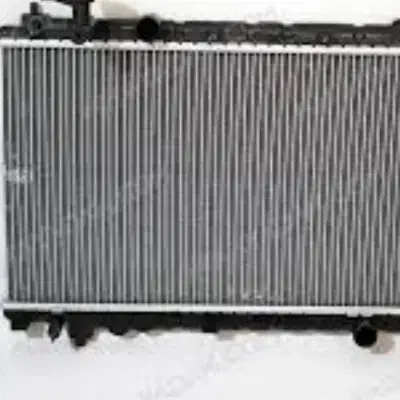 رادیات اصلی. پمپ بنزین .مخزن بالا پیستون|قطعات یدکی و لوازم جانبی|اسلام‌شهر, شهرک احمدیه|دیوار