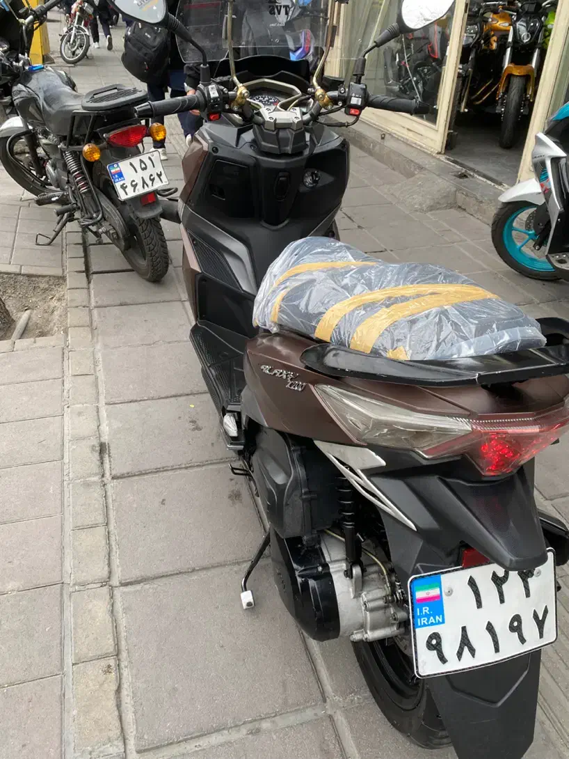 J200مدل ۱۴۰۲|موتورسیکلت|تهران, گمرک|دیوار