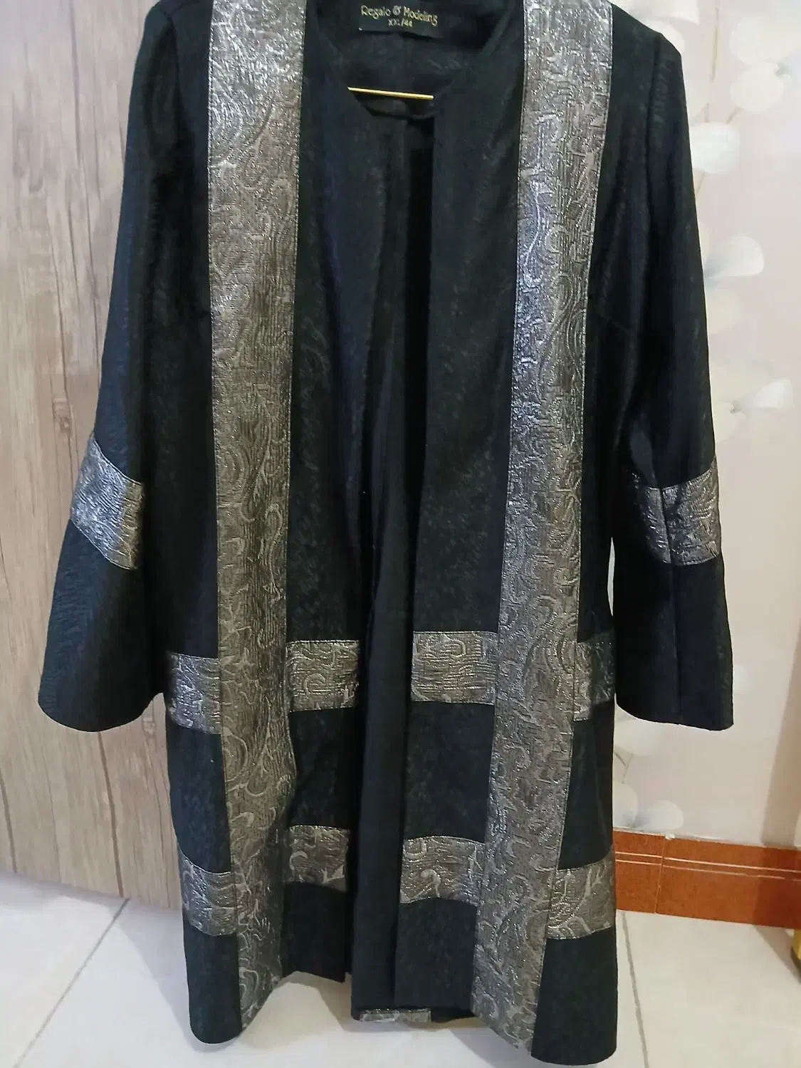 مانتو مجلسی بسیار تمیز|لباس|شهریار, کهنز|دیوار