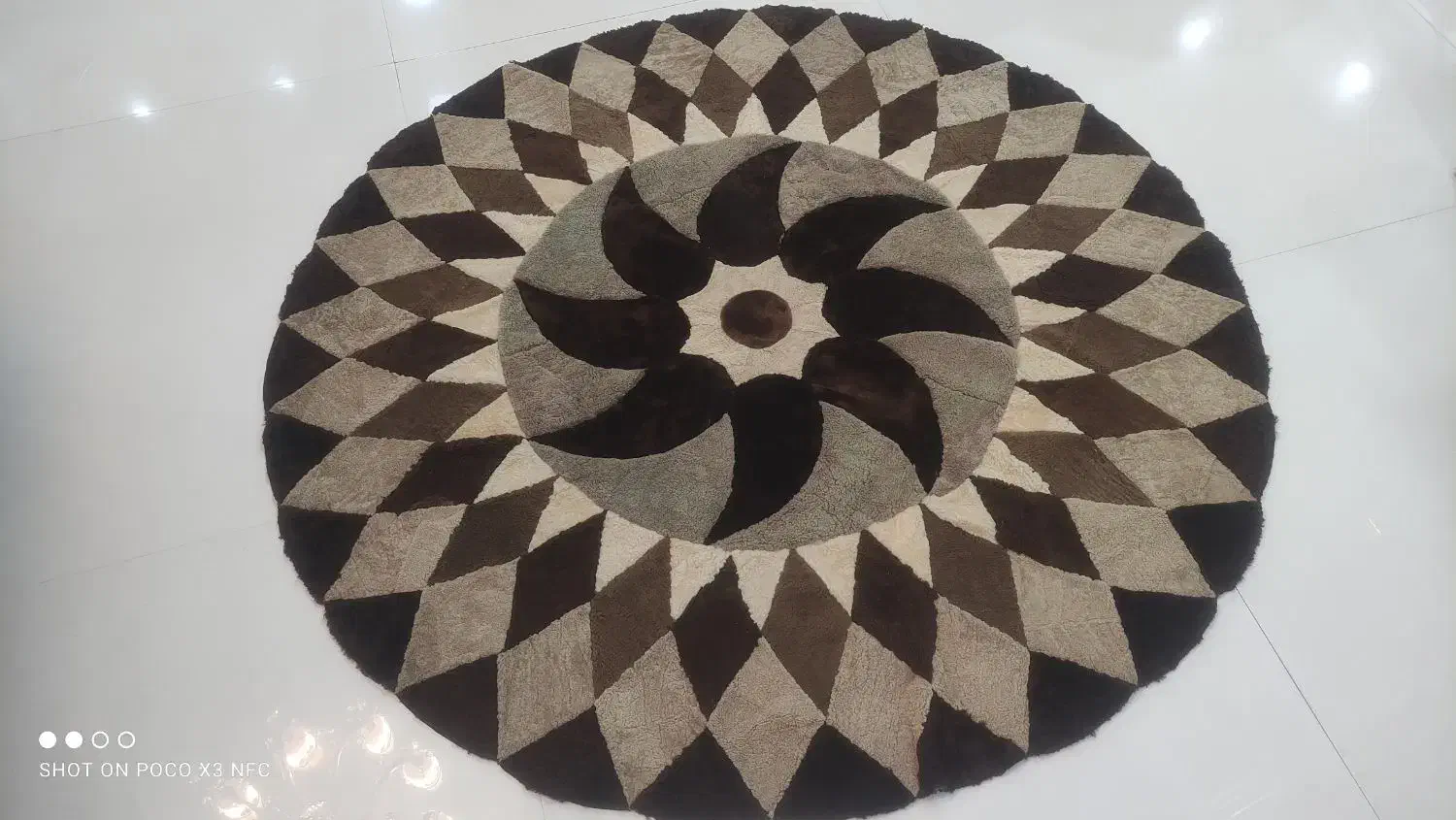 قالیچه|فرش|مشهد, دانشجو|دیوار