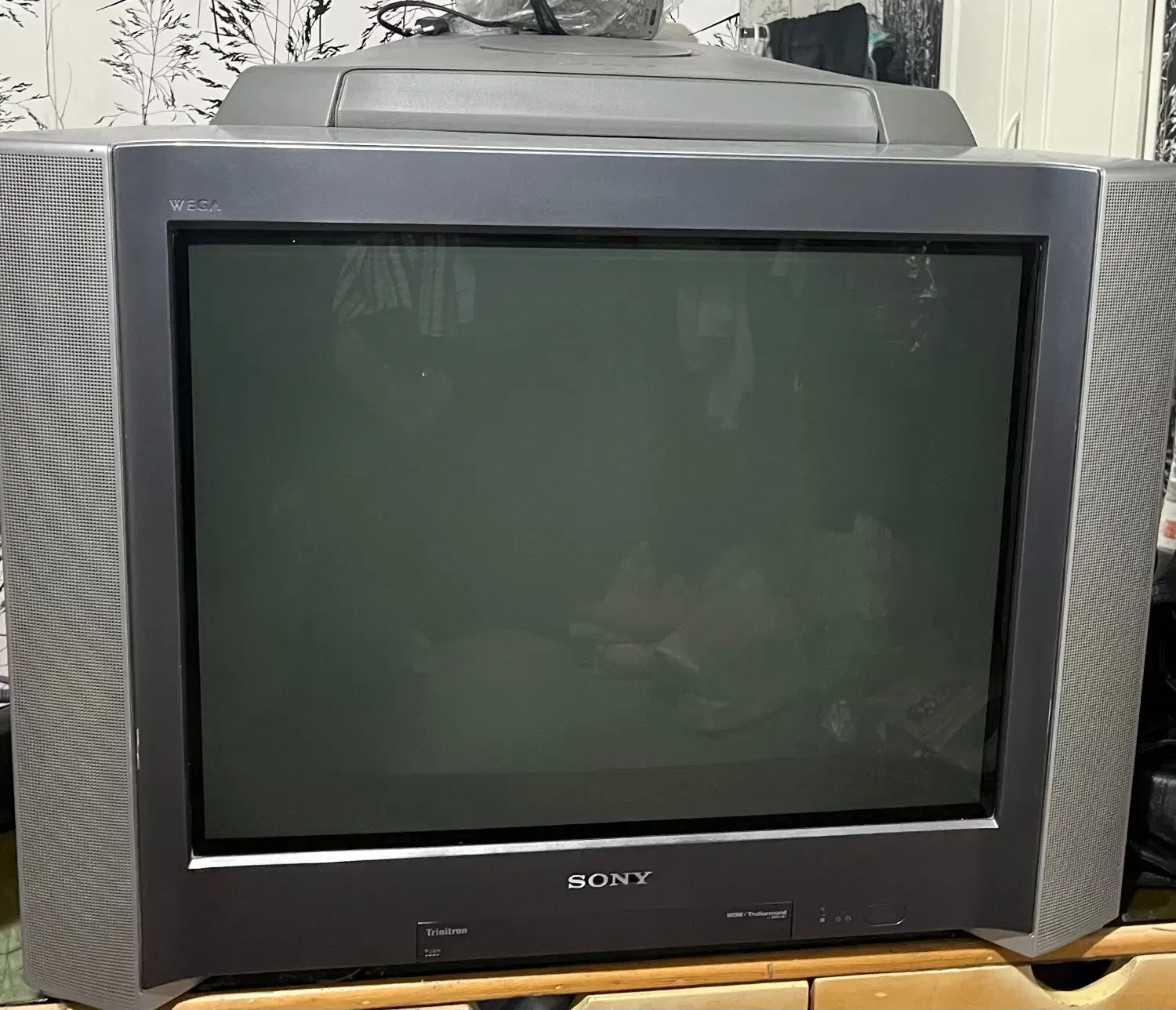 تلویزیون سونی مدل وگا|تلویزیون و پروژکتور|فردیس, فردیس|دیوار