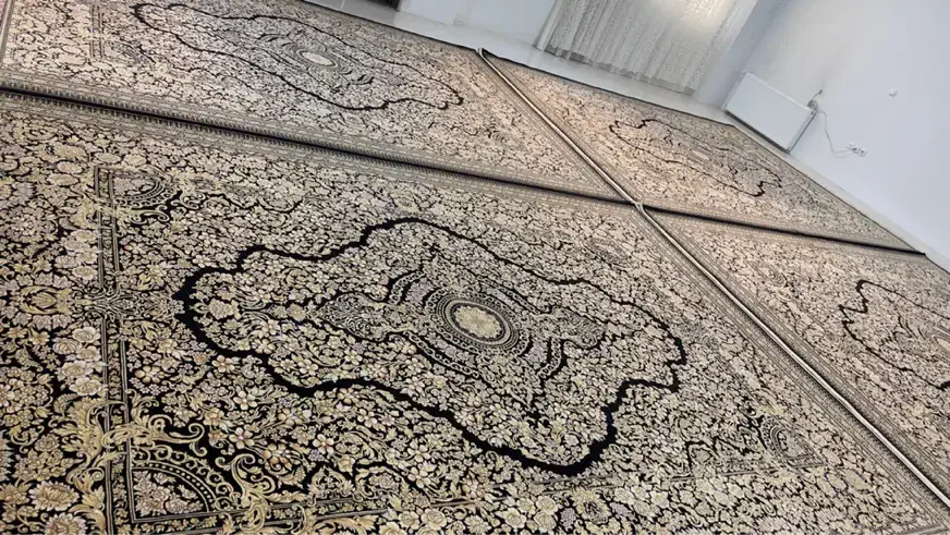 ۴ تخته فرش ۳*۴ و یک تخته فرش ۲*۳ فرهی|فرش|سنندج, |دیوار