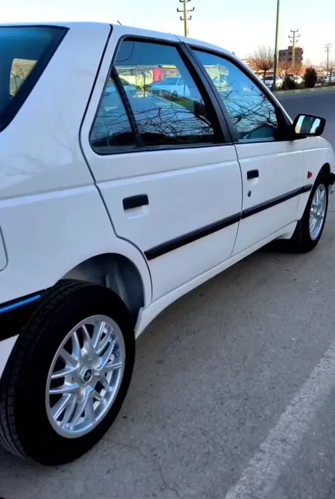 پژو405 اتاق فابریک|خودرو سواری و وانت|کرمانشاه, |دیوار