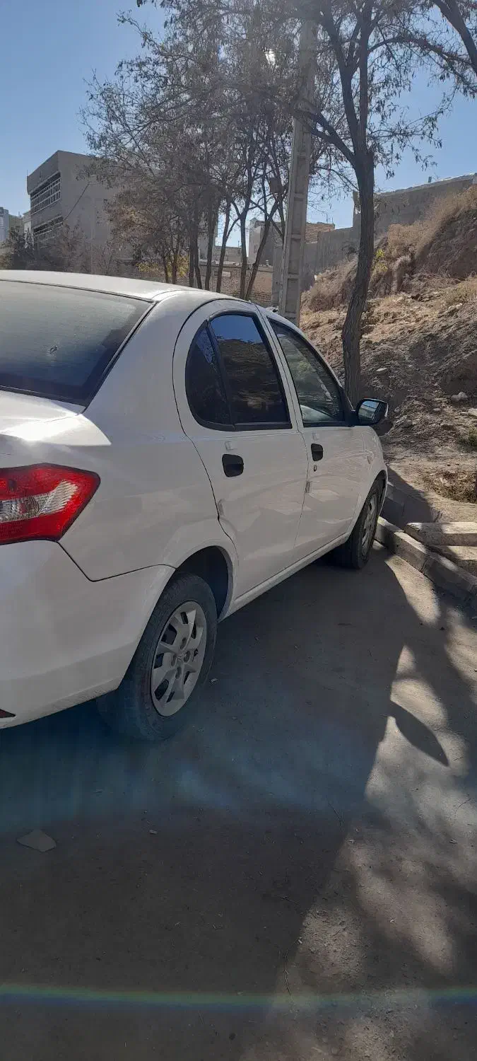 ساینا مدل ۹۹|خودرو سواری و وانت|تربت‌حیدریه, قائم|دیوار