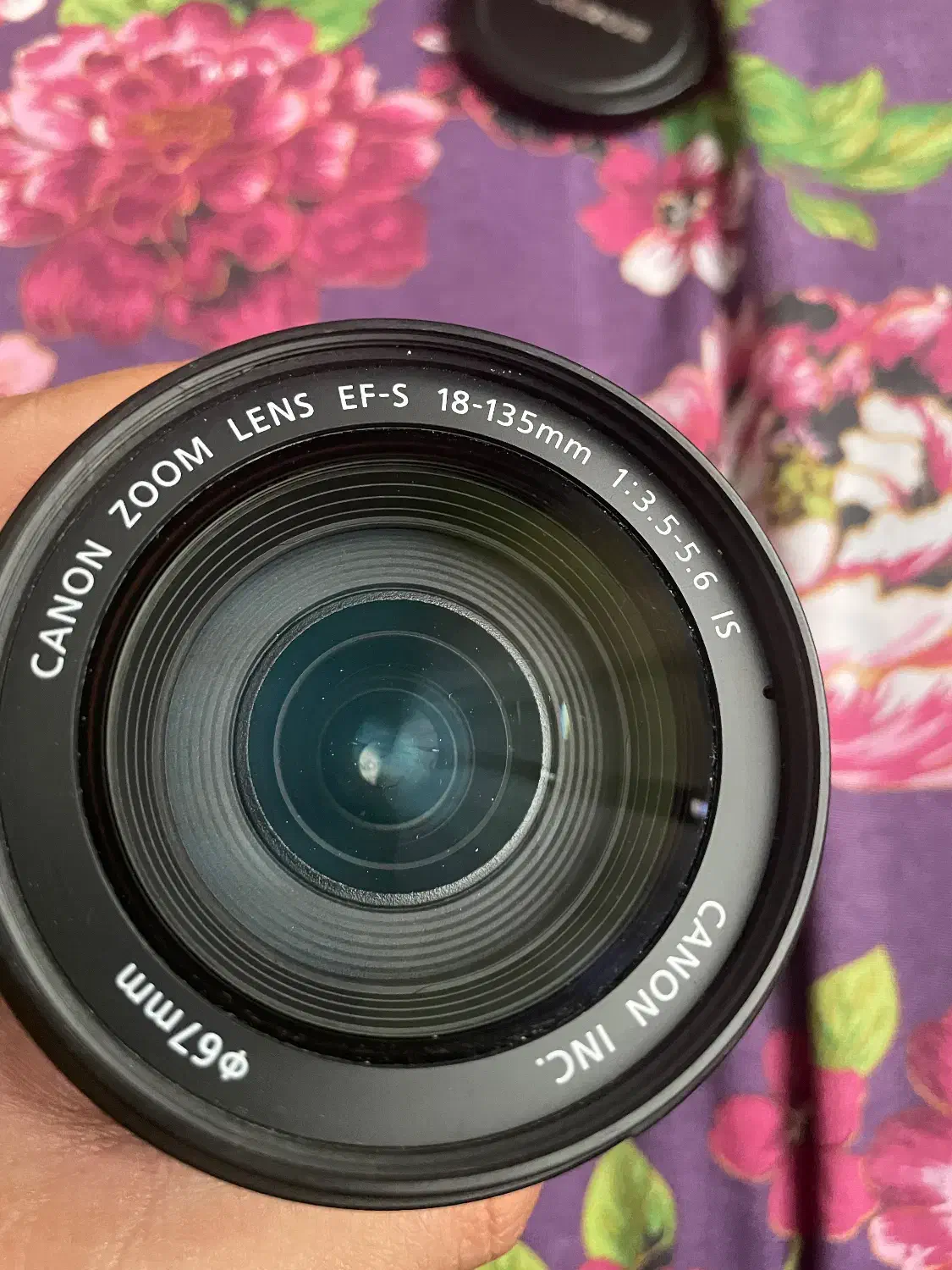 لنز ۱۳۵-۱۸ is دارای لرزشگیر|دوربین عکاسی و فیلمبرداری|رشت, سعدی (تختی)|دیوار