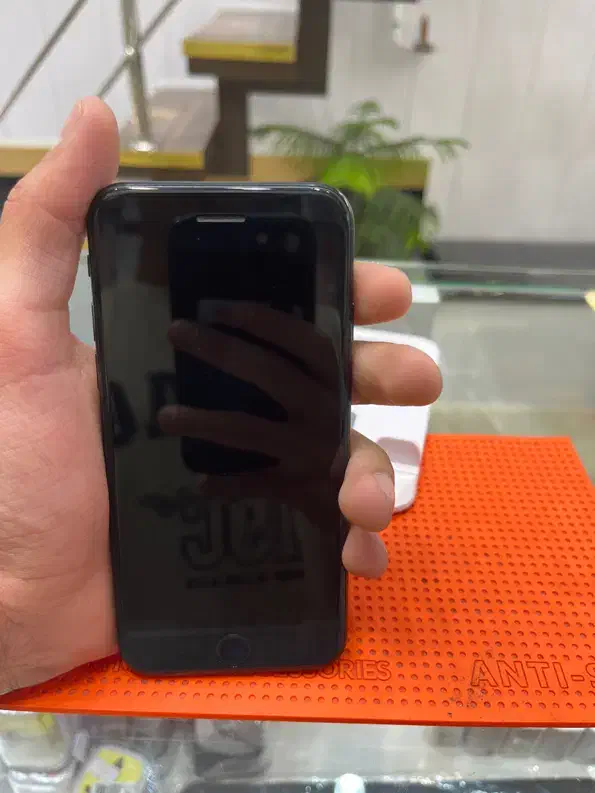 ایفون se2020|موبایل|قزوین, |دیوار