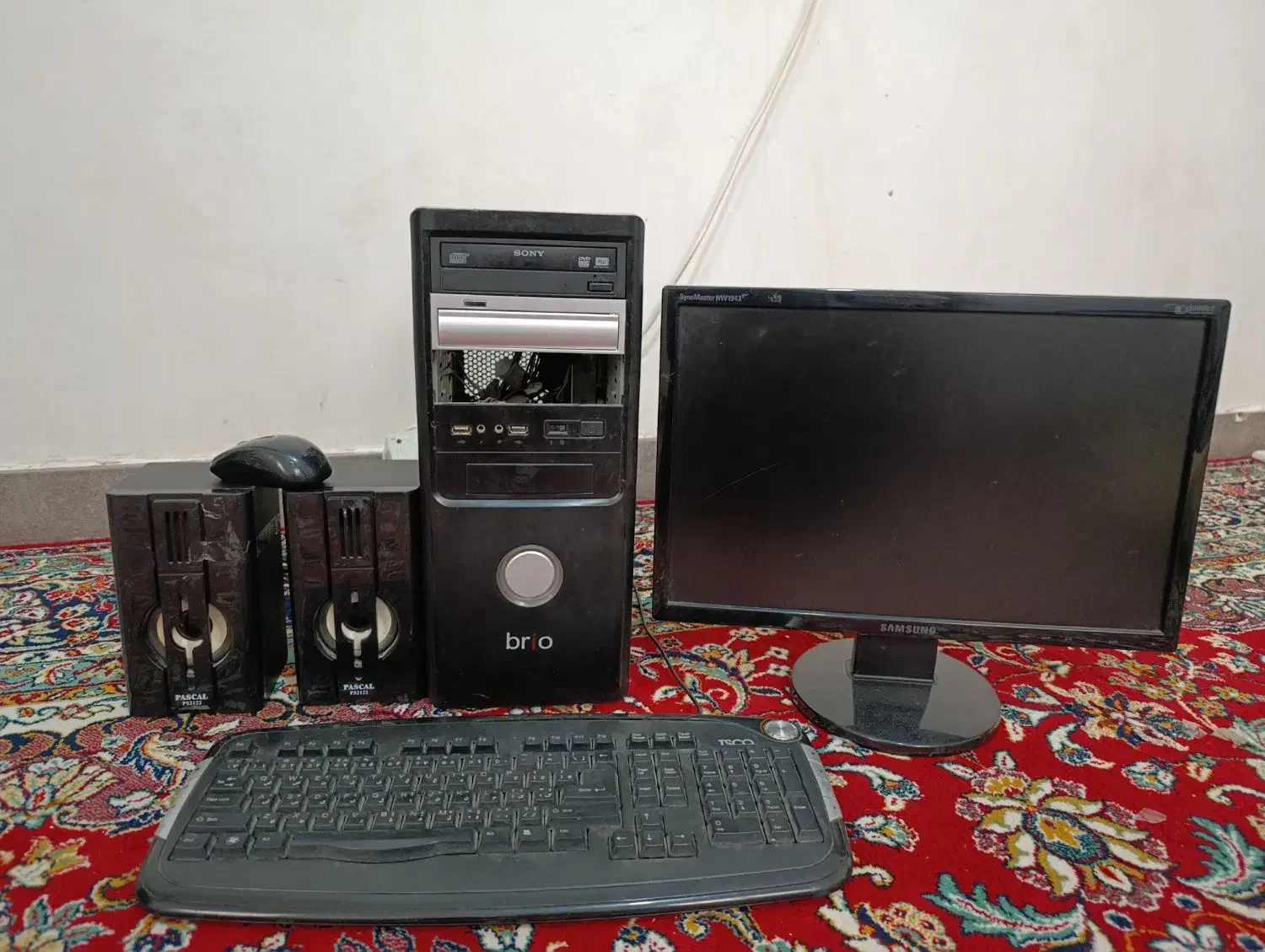 کامیپوتر|رایانه رومیزی|معمولان, |دیوار