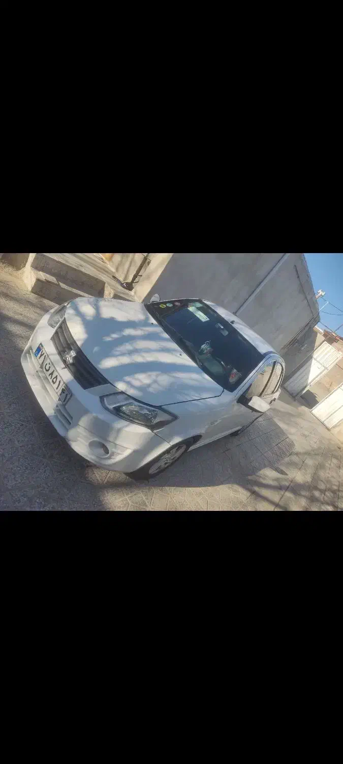 ساینا مدل۹۷|خودرو سواری و وانت|بروجرد, |دیوار