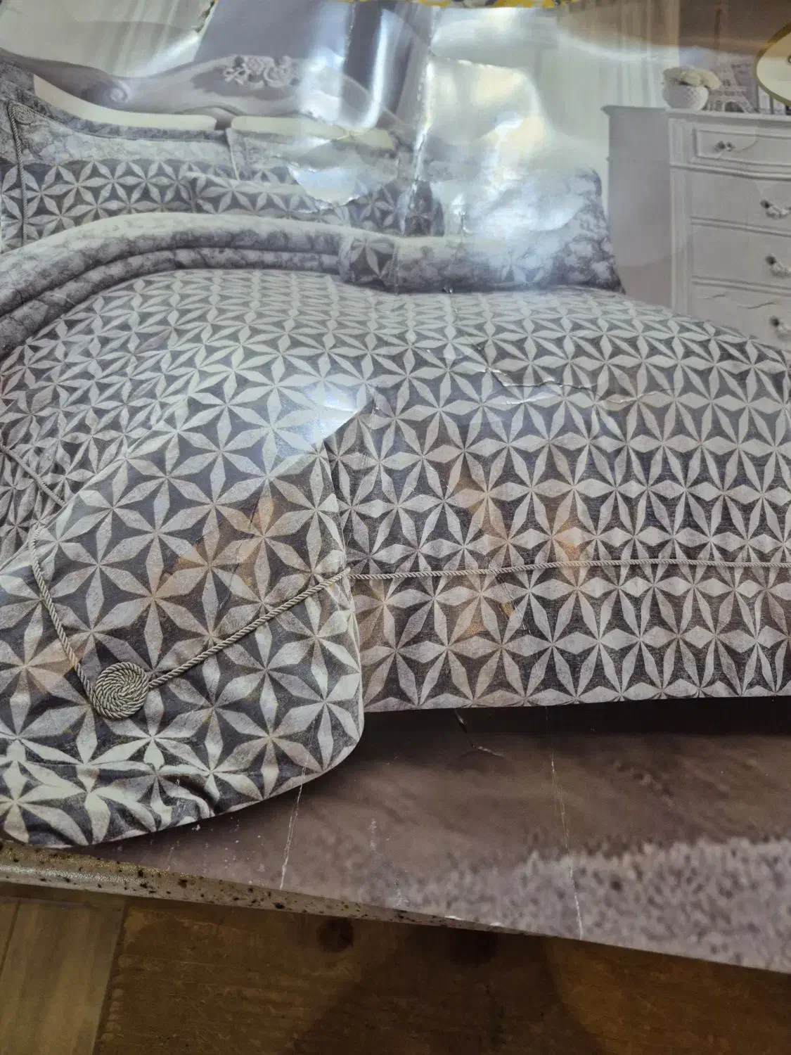 روتختی بسیار بسیار تمیز خارجی|سرویس روتختی|شیراز, شهرک گلدشت محمدی|دیوار