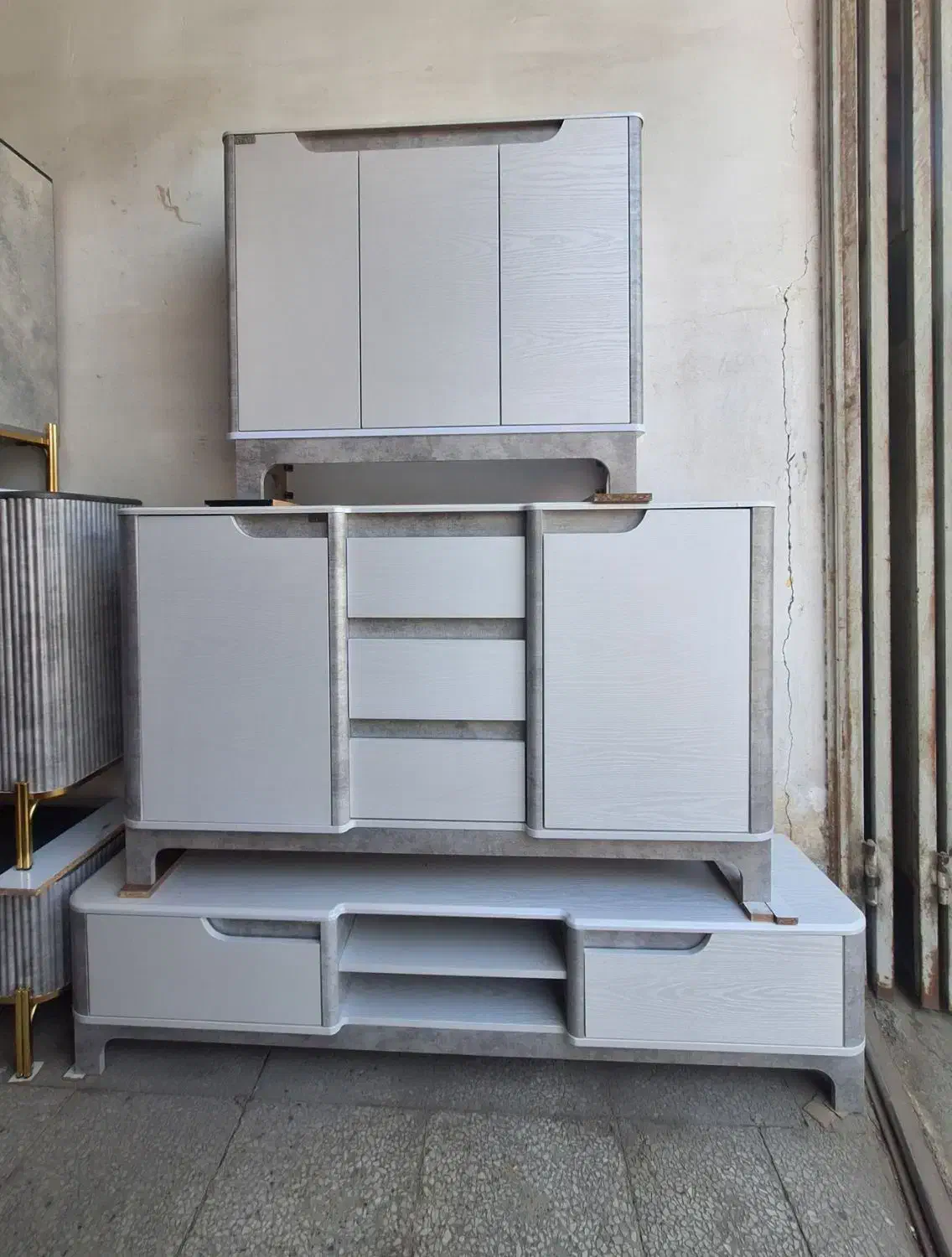 کنسول لیانا / جاکفشی لیانا / میز تلویزیون لیانا|بوفه، ویترین، کنسول|خمینی‌شهر, |دیوار