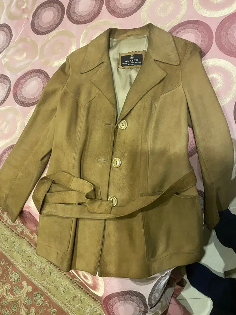 پاتو جیر اصل در حد نو‌فری سایز|لباس|تهران, کامرانیه|دیوار