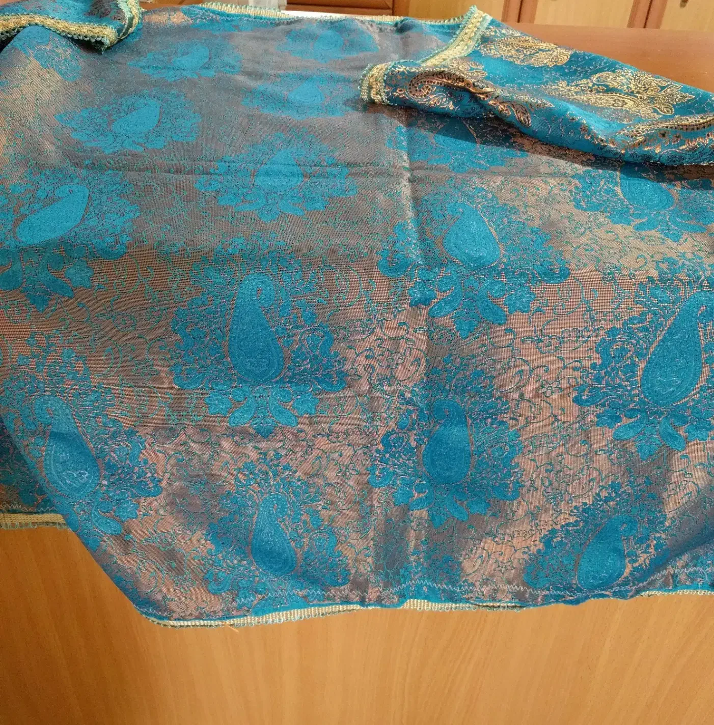 رومیزی ترمه فیروزه ای زرکوب|پرده، رانر، رومیزی|کرمان, |دیوار