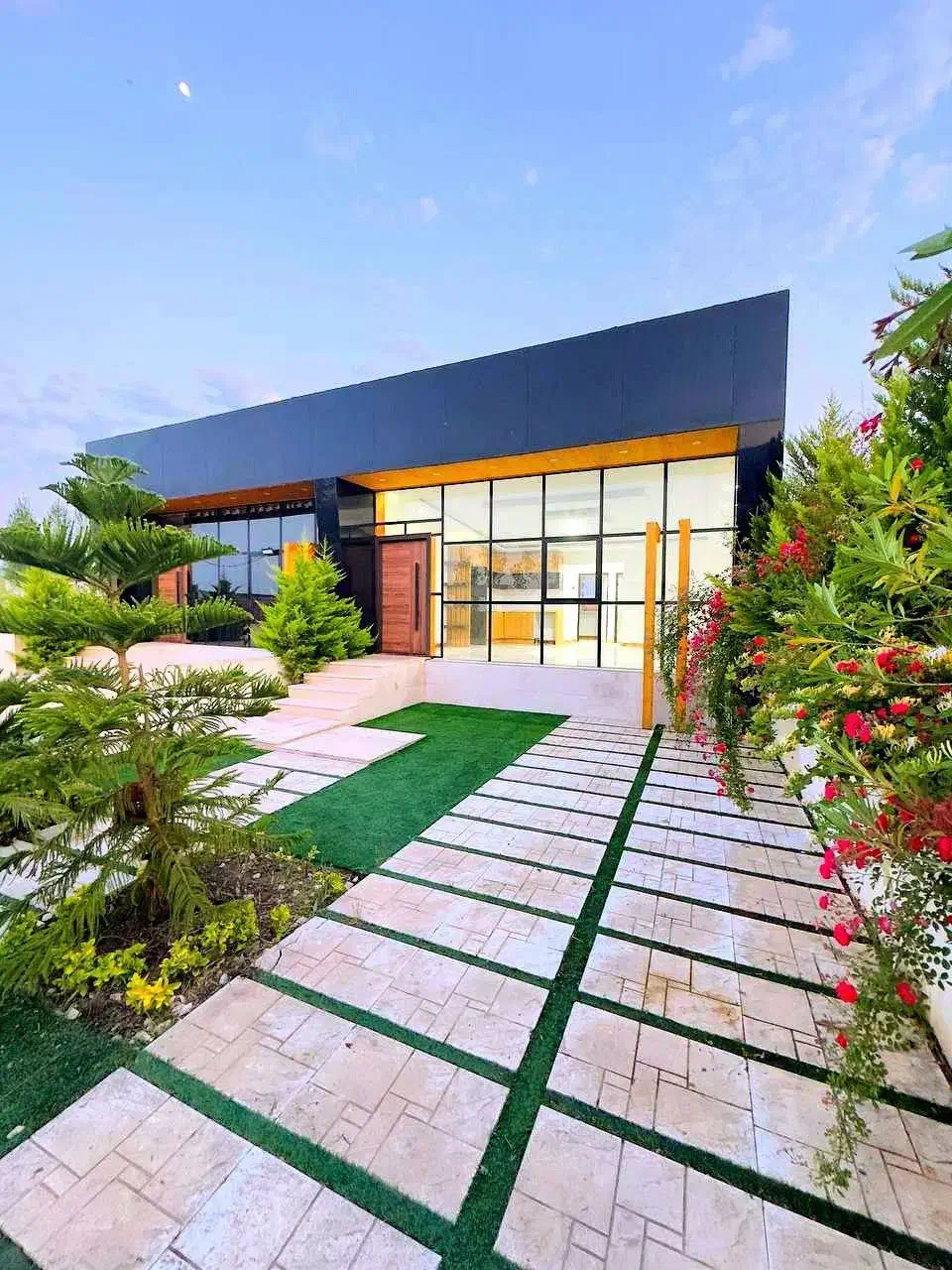 باغچه ویلا۱۸۰متری شیک/شرایط اقساطی مخصوص کارمندان|فروش خانه و ویلا|فرح آباد, |دیوار