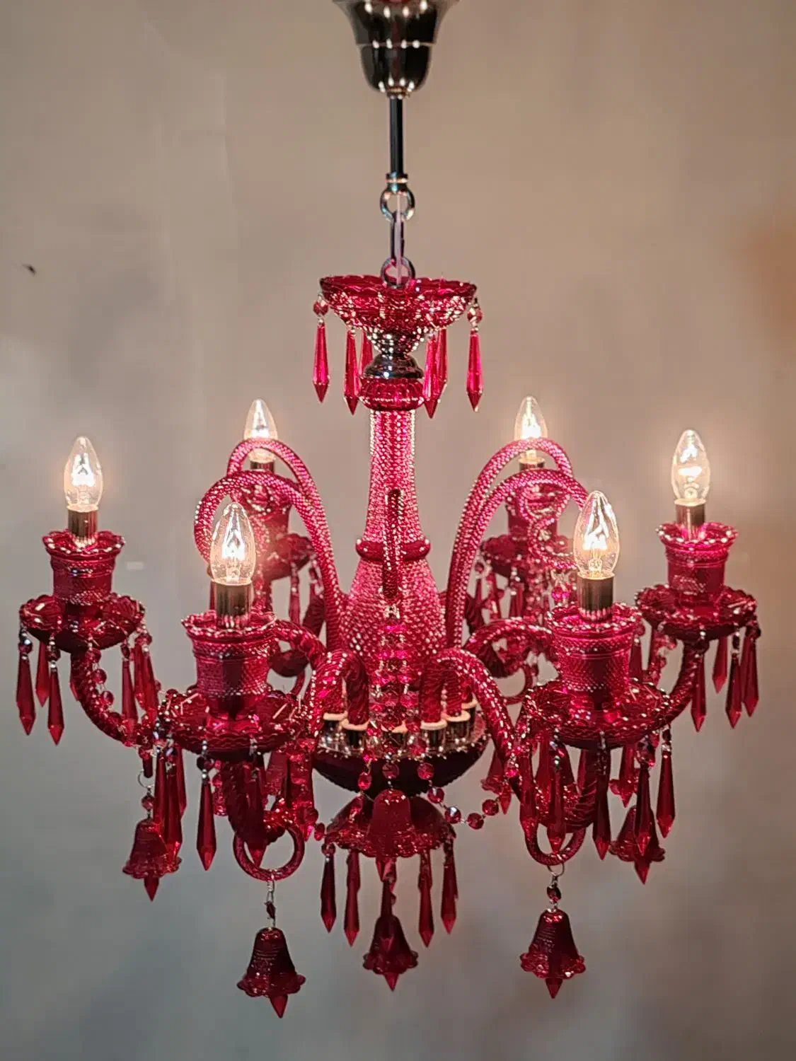 لوستر کریستالی قرمز شاخه عصایی بلند|لوستر و چراغ آویز|تهران, بهارستان|دیوار