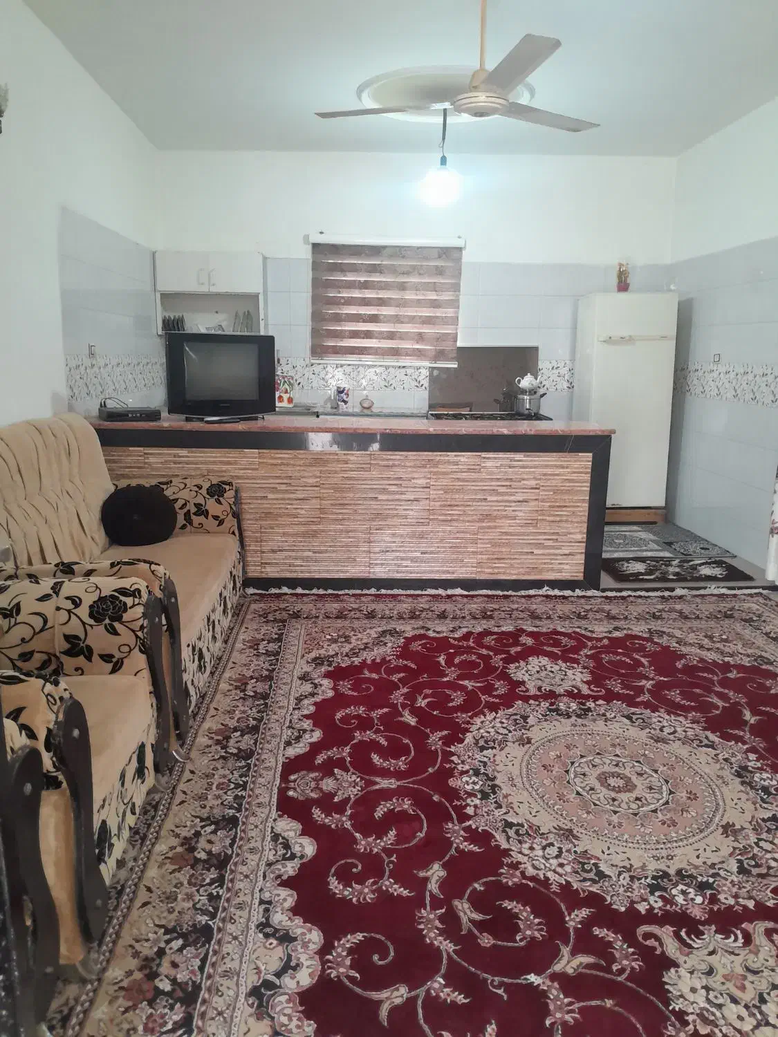 اجاره سالیانه بامبلمان وپارکینگ در رامسر|اجارهٔ خانه و ویلا|رامسر, |دیوار