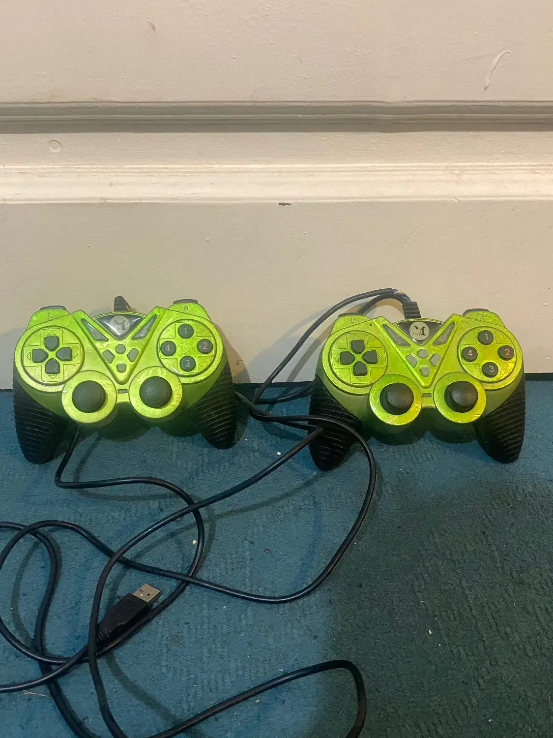 دسته بازی دو قلو|کنسول، بازی ویدئویی و آنلاین|تهران, جمهوری|دیوار