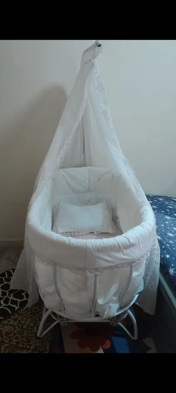 تخت کنار مادر|اسباب و اثاث بچه|محمدشهر, شهرک نگین|دیوار