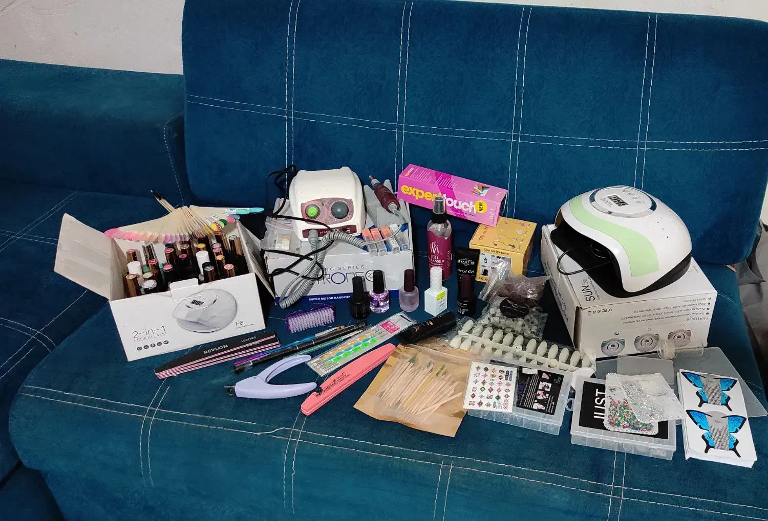 وسایل کاشت ناخن|آرایشی، بهداشتی، درمانی|یاسوج, |دیوار