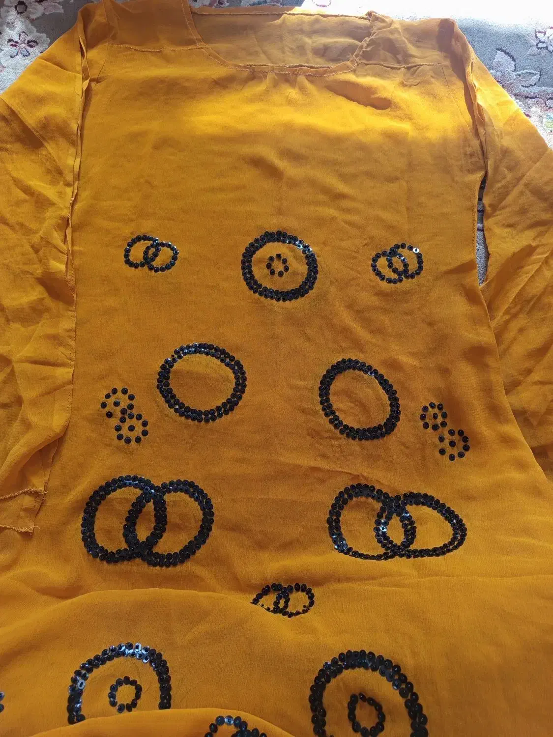 لباس کوردی|لباس|ساوه, |دیوار