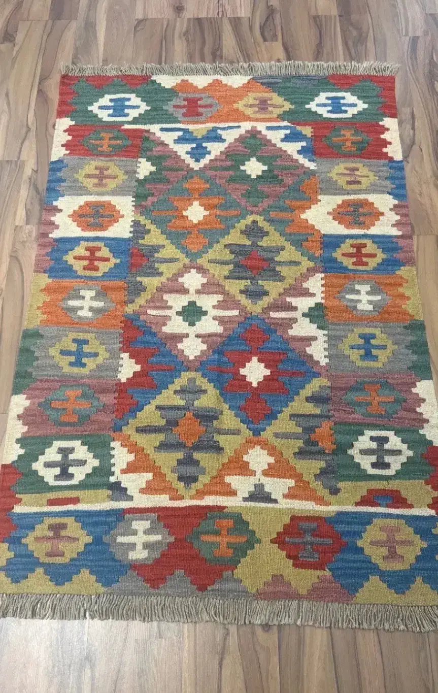 بورس انواع گلیم دستبافت|گلیم، جاجیم، گبه|تهران, صاحبقرانیه|دیوار