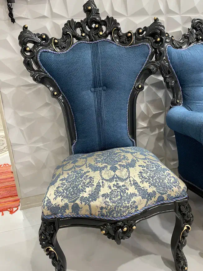 مبل سلطنتی ۹نفره سالم|مبلمان خانگی و میز عسلی|شاهین‌شهر, عطار|دیوار